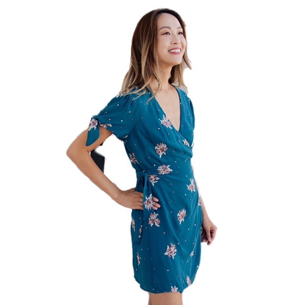 NEW Willow and Clay | Elizabeth Embroidered Wrap Dress, Size M - Picture 4 of 12